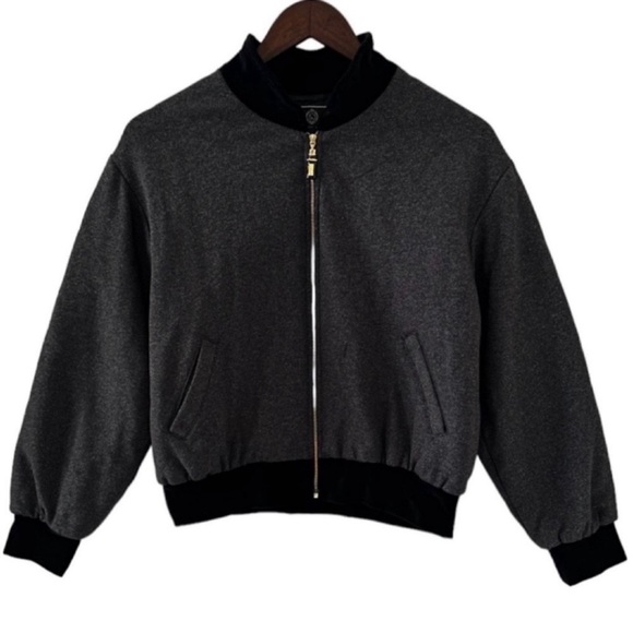 St. John Black Bomber Jacket with Velvet Trim Size 2 - Picture 4 of 9